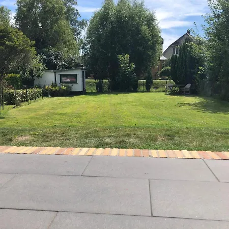 Naehe Warnemuende 6 * Elmenhorst/Lichtenhagen
